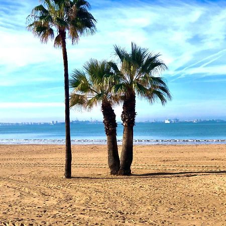 Primera Linea Playa Valdelagrana Vistas Al Mar Ел Пуерто де Санта Мария Екстериор снимка