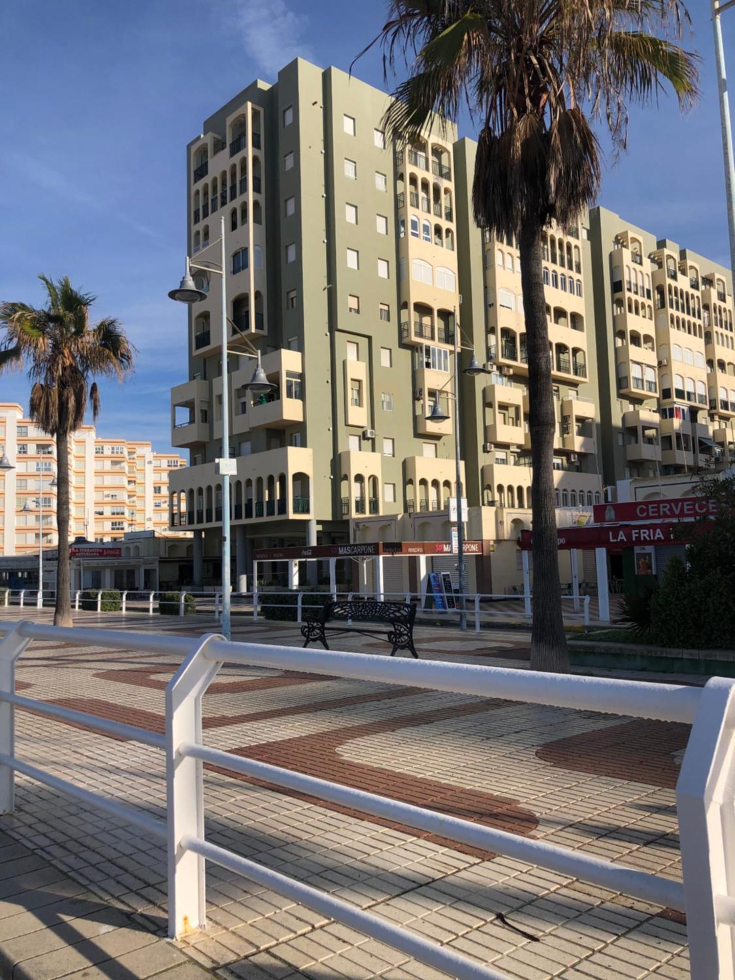 Primera Linea Playa Valdelagrana Vistas Al Mar Ел Пуерто де Санта Мария Екстериор снимка